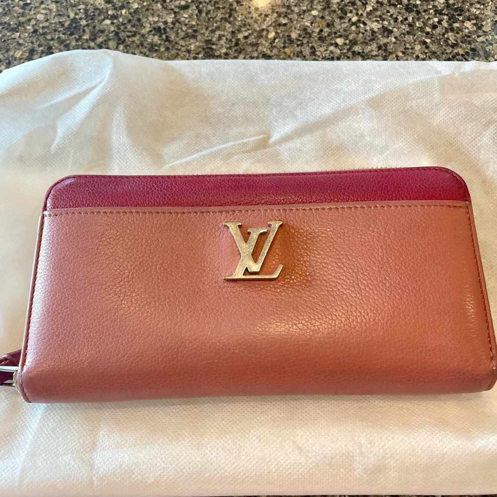 Authentic Louis Vuitton Wallet